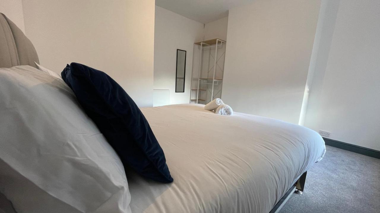 Yo Room! Apartments- Next To City Centre Apartment - With Free Parking Лестер Экстерьер фото